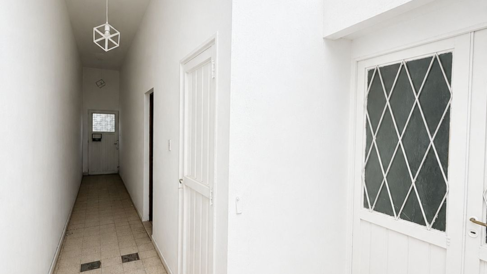 1522 Alberdi, Bahía Blanca, Buenos Aires, 8000, 2 Bedrooms Bedrooms, 0 ,2 BathroomsBathrooms,Casa,Venta,Alberdi,0,2303