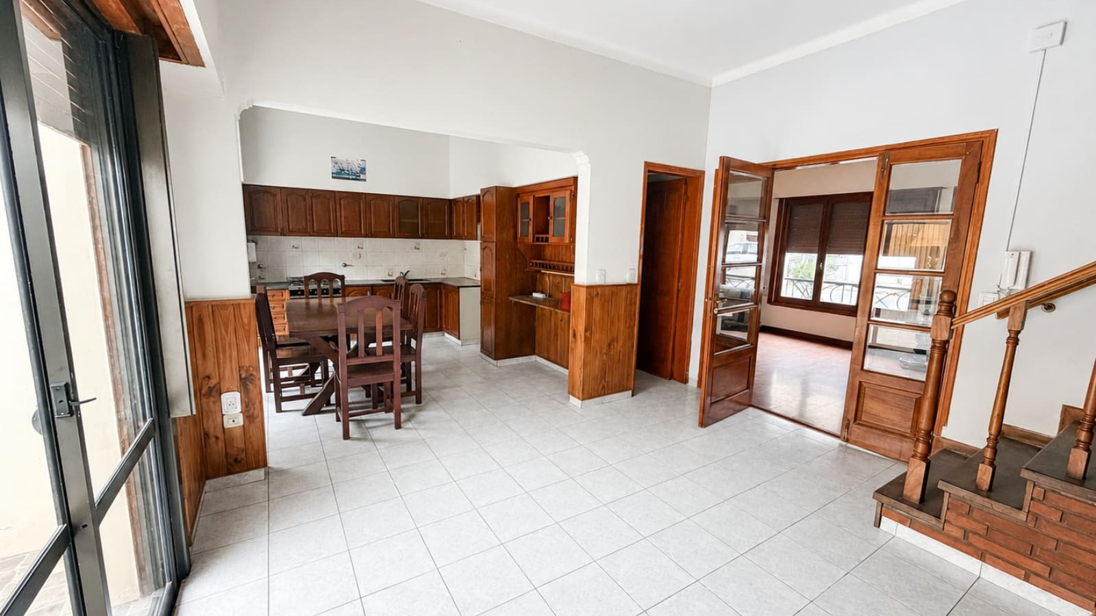 600 Thompson, Bahia Blanca, Buenos Aires, 8000, 3 Bedrooms Bedrooms, 0 ,3 BathroomsBathrooms,Casa,Venta,Thompson ,0,2310