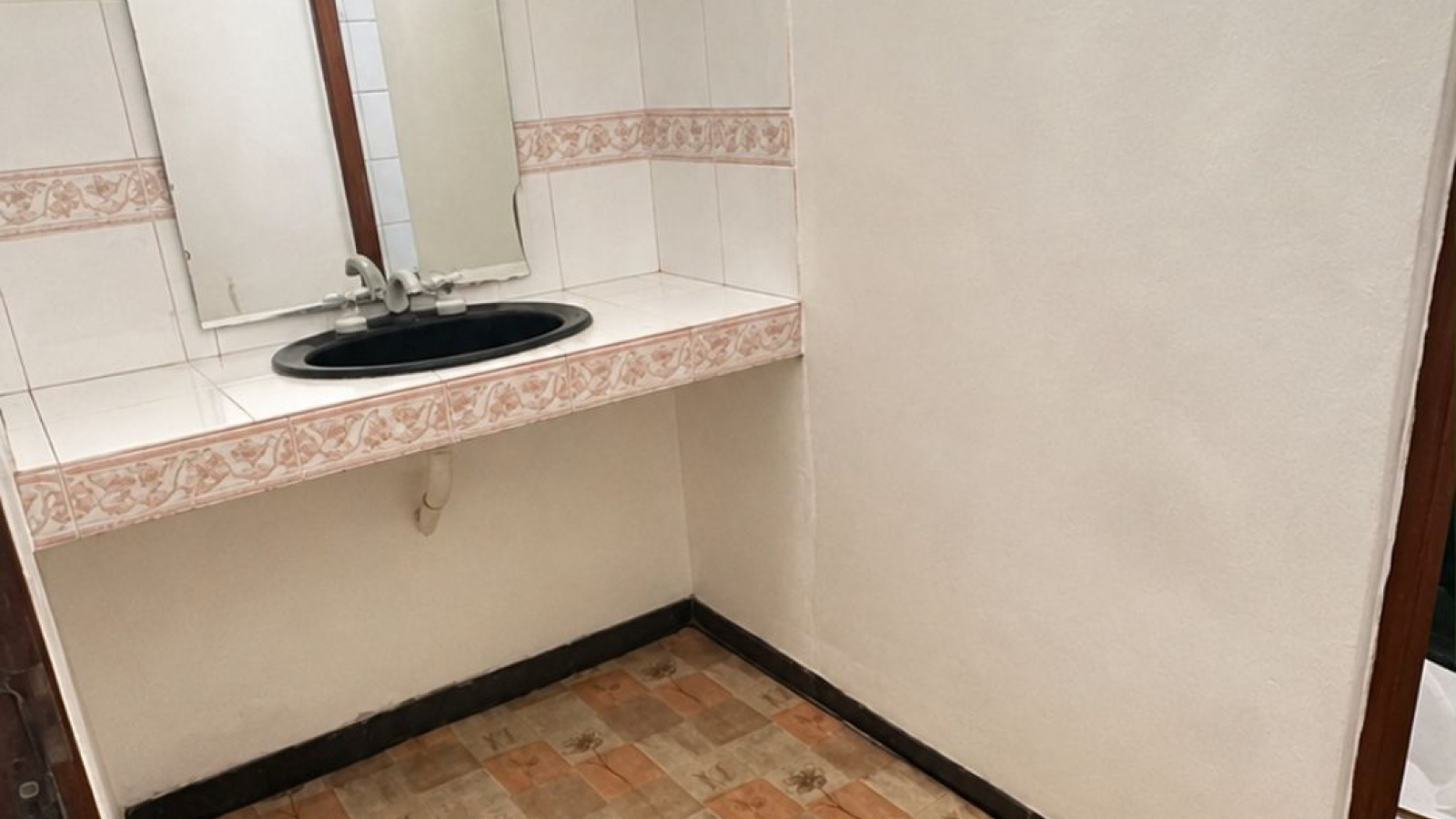 1500 Cuyo, bahia blanca, Buenos Aires, 8000, 3 Bedrooms Bedrooms, 3 Rooms Rooms,2 BathroomsBathrooms,Casa,Venta,Cuyo,0,2320