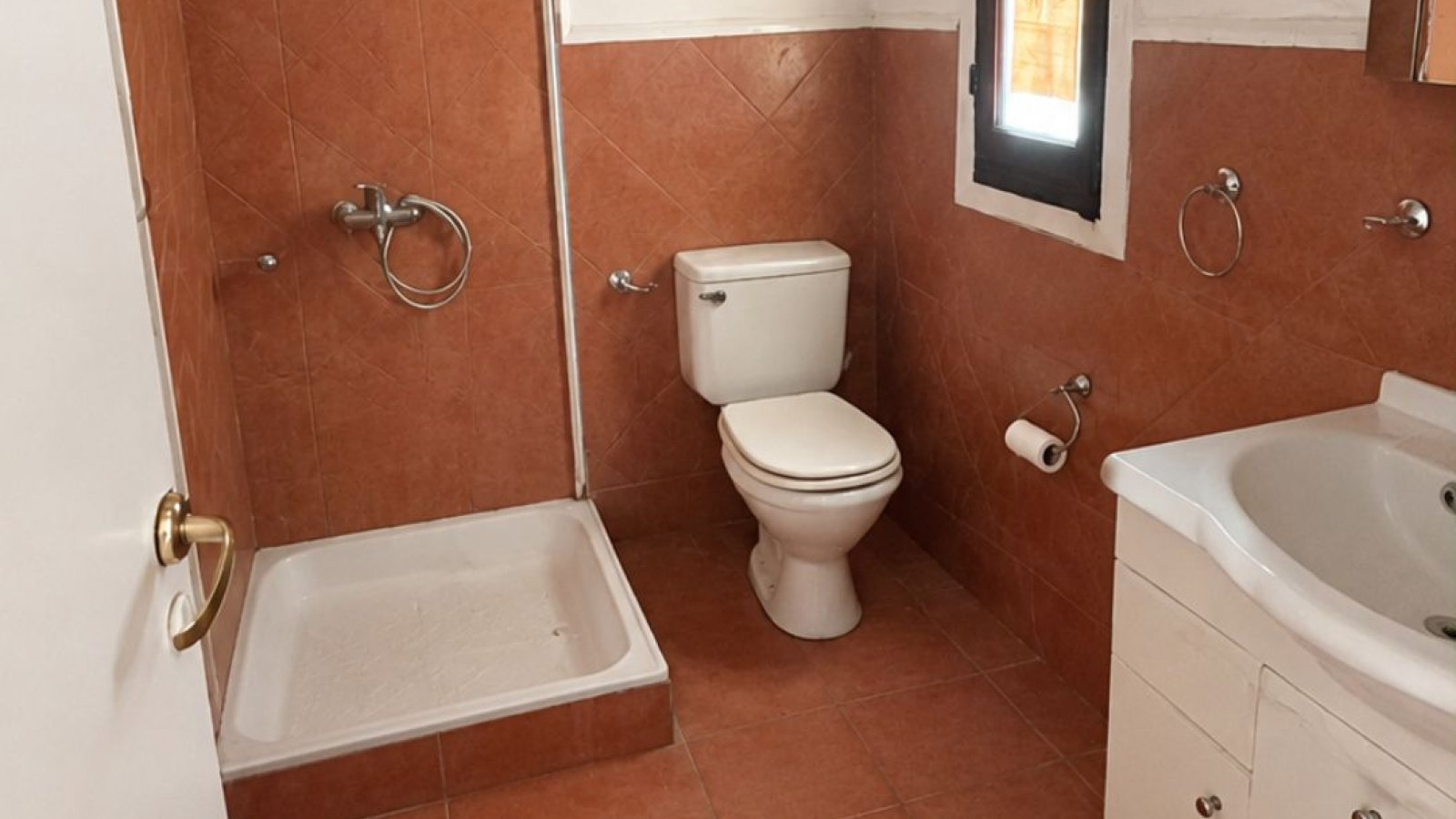 1500 Cuyo, bahia blanca, Buenos Aires, 8000, 3 Bedrooms Bedrooms, 3 Rooms Rooms,2 BathroomsBathrooms,Casa,Venta,Cuyo,0,2320