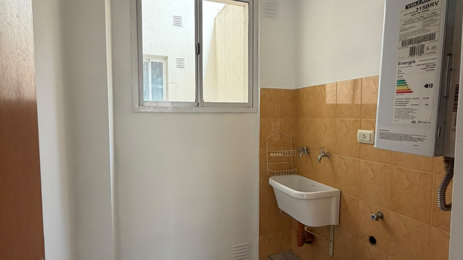 36 Zapiola, Bahia Blanca, Buenos Aires, 8000, 2 Bedrooms Bedrooms, 3 Rooms Rooms,1 BathroomBathrooms,Departamento,Alquiler,Zapiola,2,2336