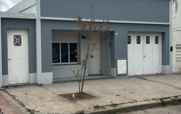 858 THOMPSON, PEDRO PICO, BAHIA BLANCA, Buenos Aires, 8000, 3 Bedrooms Bedrooms, 3 Rooms Rooms,2 BathroomsBathrooms,Casa,Alquiler,THOMPSON ,0,2353 858 THOMPSON, PEDRO PICO, BAHIA BLANCA, Buenos Aires, 8000, 3 Bedrooms Bedrooms, 3 Rooms Rooms,2 BathroomsBathrooms,Casa,Alquiler,THOMPSON ,0,2353