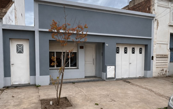 858 THOMPSON, PEDRO PICO, BAHIA BLANCA, Buenos Aires, 8000, 3 Bedrooms Bedrooms, 3 Rooms Rooms,2 BathroomsBathrooms,Casa,Alquiler,THOMPSON ,0,2353 858 THOMPSON, PEDRO PICO, BAHIA BLANCA, Buenos Aires, 8000, 3 Bedrooms Bedrooms, 3 Rooms Rooms,2 BathroomsBathrooms,Casa,Alquiler,THOMPSON ,0,2353