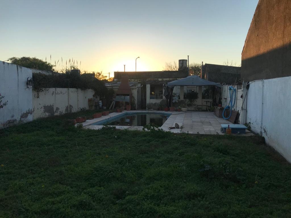 800 Parana, Bahía Blanca, Buenos Aires, 8000, 3 Bedrooms Bedrooms, ,Casa,Venta,Parana,1137