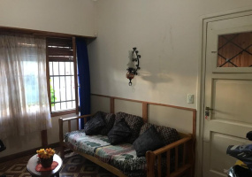 800 Parana, Bahía Blanca, Buenos Aires, 8000, 3 Bedrooms Bedrooms, ,Casa,Venta,Parana,1137