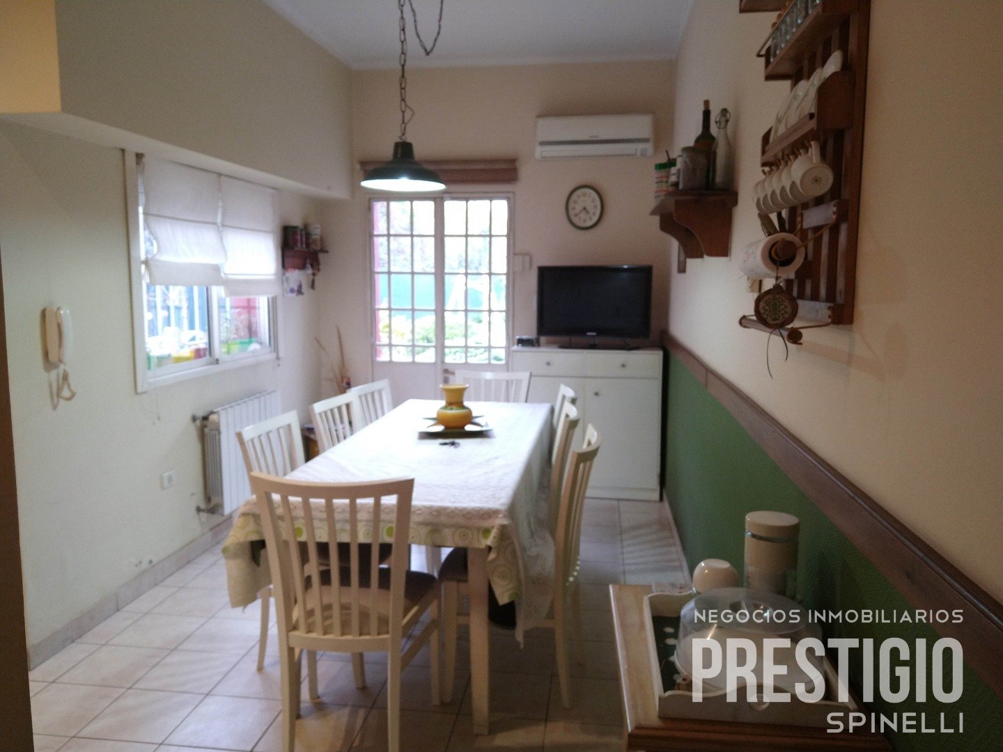 23 San Juan, Bahía Blanca, Buenos Aires, 8000, 3 Bedrooms Bedrooms, ,3 BathroomsBathrooms,Casa,Venta,San Juan,1142