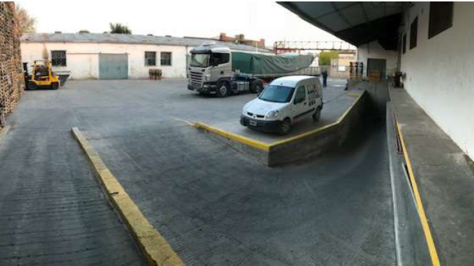 678 Lavalle, Bahía Blanca, Buenos Aires, 8000, ,Galpon/Deposito,Venta,Lavalle ,1170