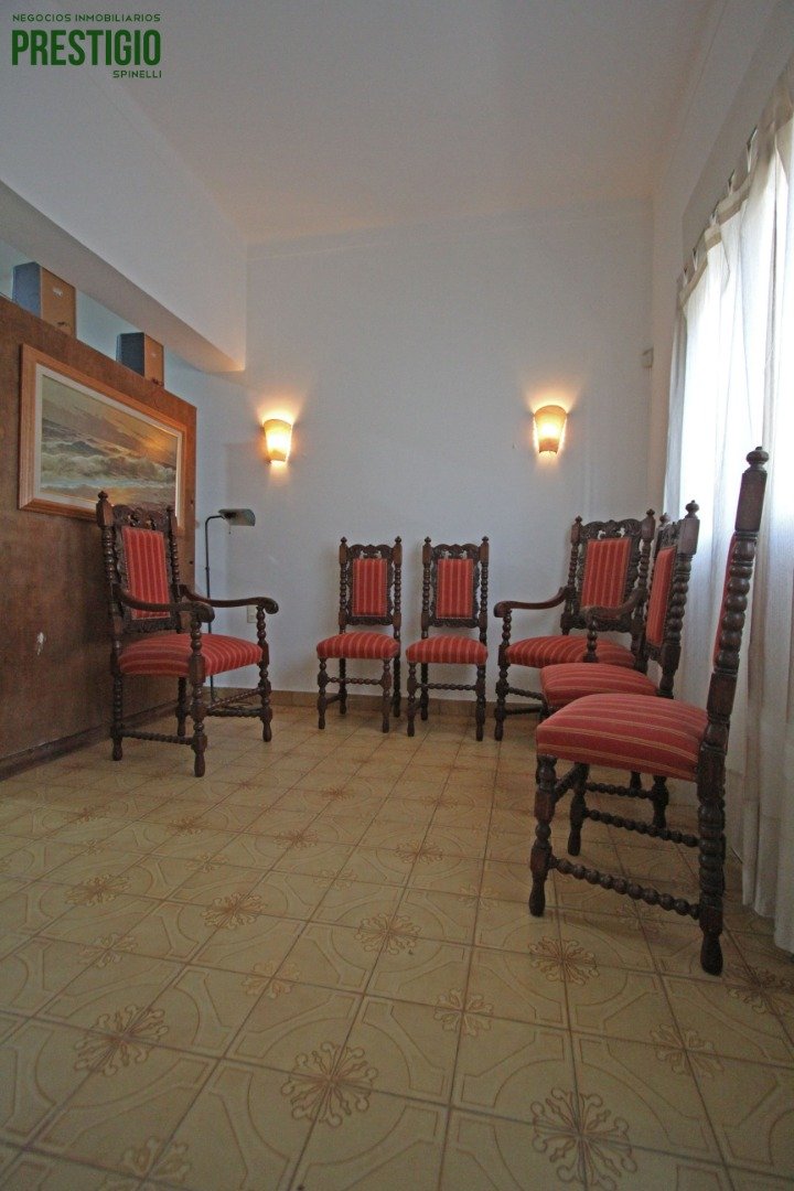 300 Berutti, Bahía Blanca, Buenos Aires, 8000, 3 Bedrooms Bedrooms, ,2 BathroomsBathrooms,Casa,Venta,Berutti,1201
