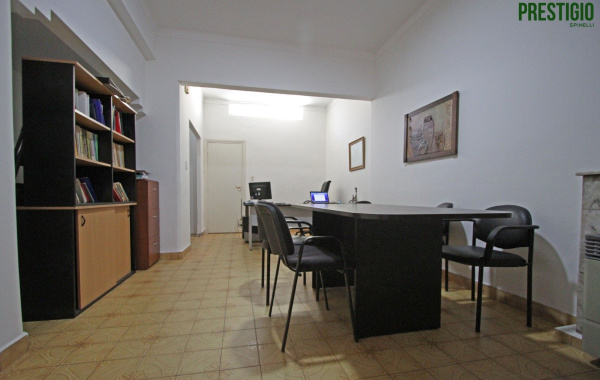 300 Berutti, Bahía Blanca, Buenos Aires, 8000, 3 Bedrooms Bedrooms, ,2 BathroomsBathrooms,Casa,Venta,Berutti,1201