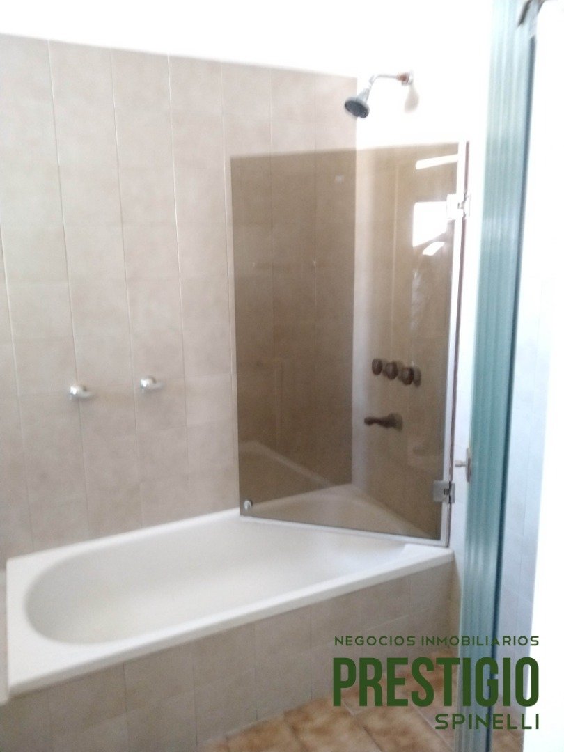 500 Cervantes, Bahía Blanca, Buenos Aires, 8000, 3 Bedrooms Bedrooms, ,3 BathroomsBathrooms,Casa,Venta,Cervantes,1210