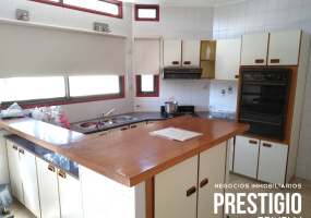 500 Cervantes, Bahía Blanca, Buenos Aires, 8000, 3 Bedrooms Bedrooms, ,3 BathroomsBathrooms,Casa,Venta,Cervantes,1210