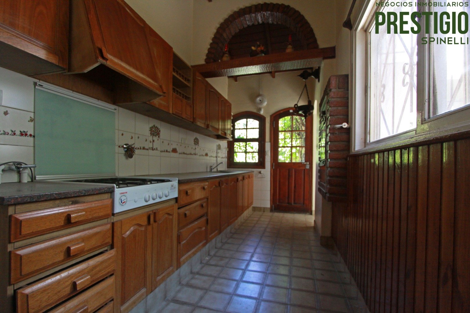 1000 12 de Octubre, Bahía Blanca, Buenos Aires, 8000, 3 Bedrooms Bedrooms, ,3 BathroomsBathrooms,Casa,Venta,12 de Octubre,1235
