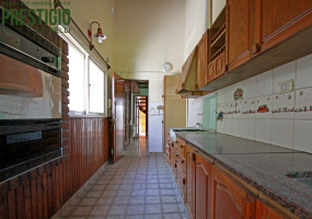 1000 12 de Octubre, Bahía Blanca, Buenos Aires, 8000, 3 Bedrooms Bedrooms, ,3 BathroomsBathrooms,Casa,Venta,12 de Octubre,1235