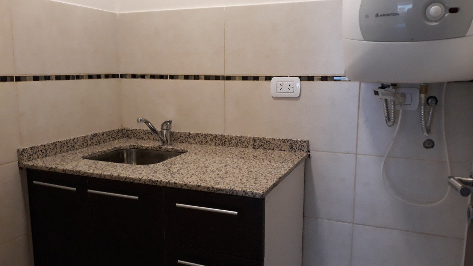 1200 H. Yrigoyen, Bahía Blanca, Buenos Aires, 8000, ,1 BathroomBathrooms,Oficina,Venta,H. Yrigoyen ,1321