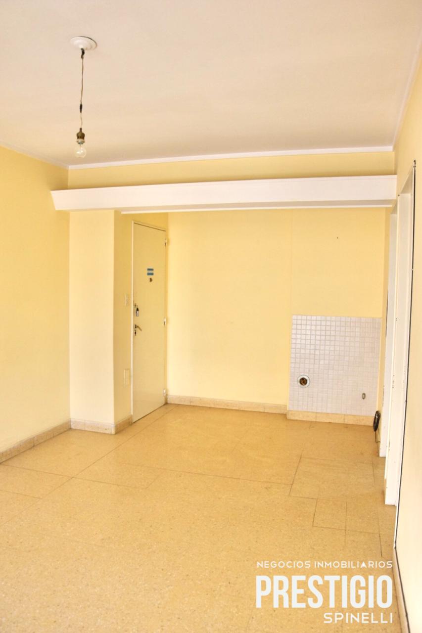 108 Caronti, Bahía Blanca, Buenos Aires, 8000, 2 Bedrooms Bedrooms, ,2 BathroomsBathrooms,Departamento,Venta,Caronti ,1327