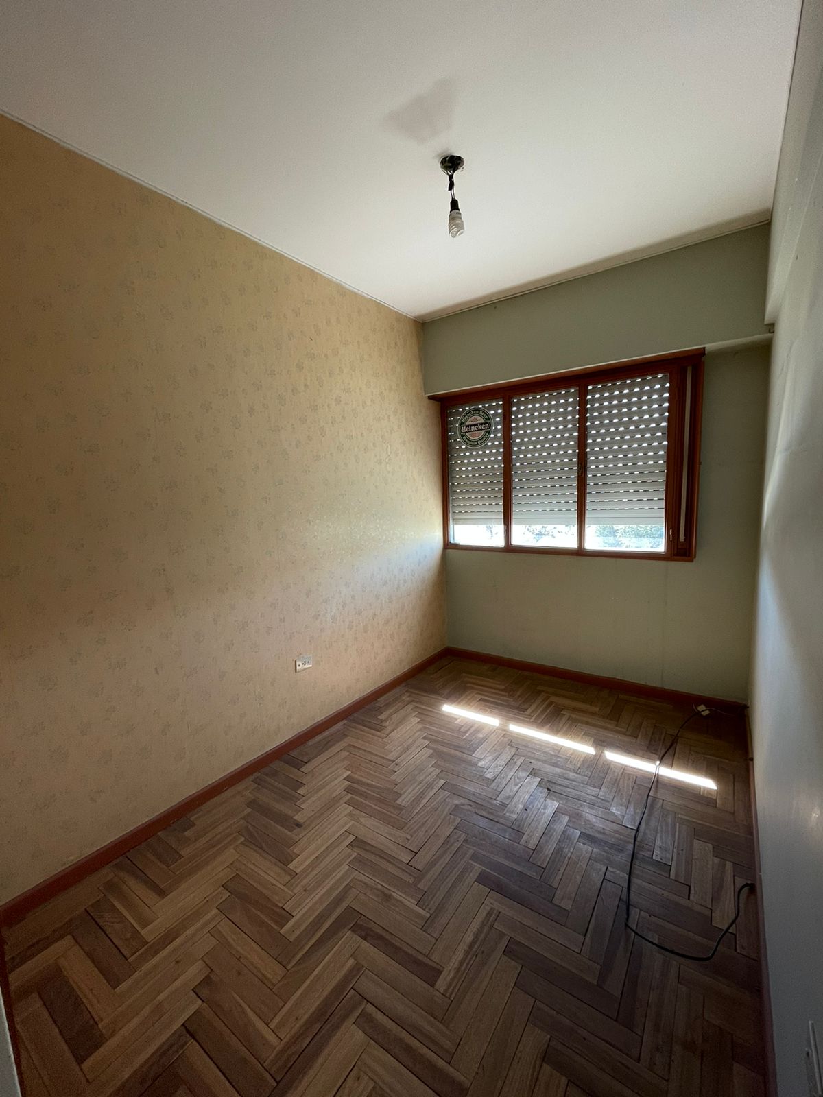 555 Caronti, Bahía Blanca, Buenos Aires, 8000, 3 Bedrooms Bedrooms, ,1 BathroomBathrooms,Departamento,Venta,Caronti,1365