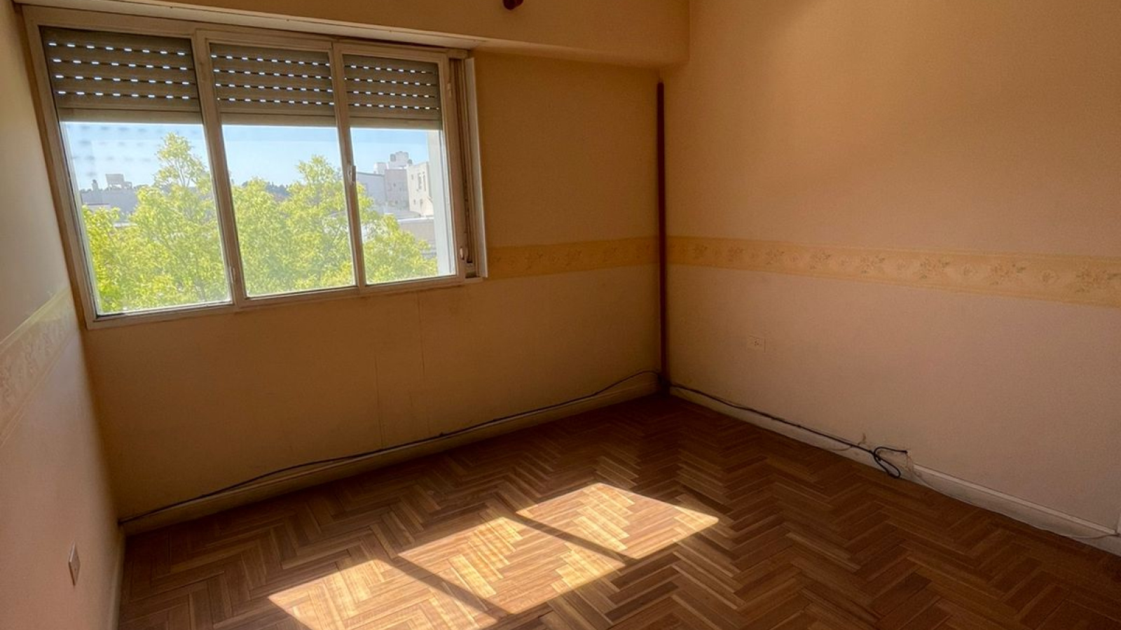 555 Caronti, Bahía Blanca, Buenos Aires, 8000, 3 Bedrooms Bedrooms, ,1 BathroomBathrooms,Departamento,Venta,Caronti,1365