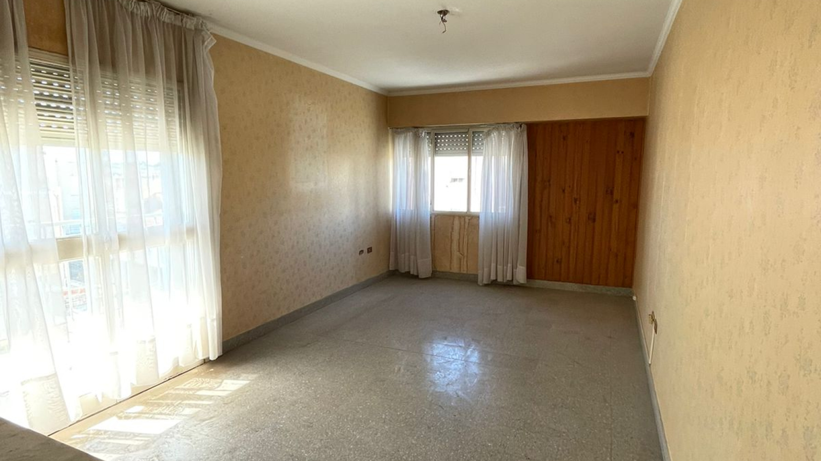 555 Caronti, Bahía Blanca, Buenos Aires, 8000, 3 Bedrooms Bedrooms, ,1 BathroomBathrooms,Departamento,Venta,Caronti,1365