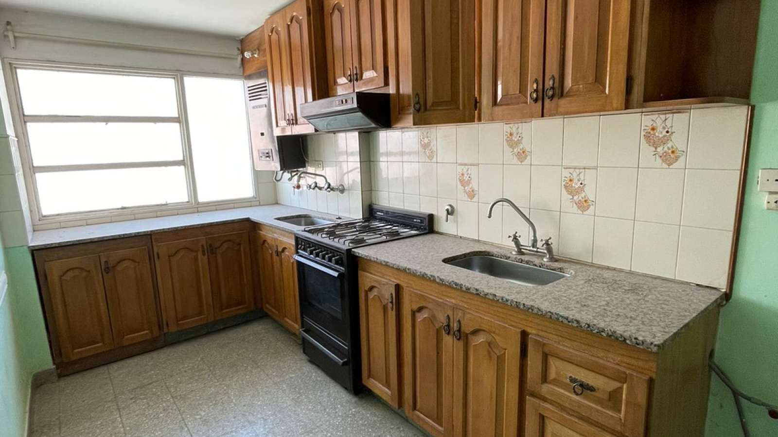 555 Caronti, Bahía Blanca, Buenos Aires, 8000, 3 Bedrooms Bedrooms, ,1 BathroomBathrooms,Departamento,Venta,Caronti,1365