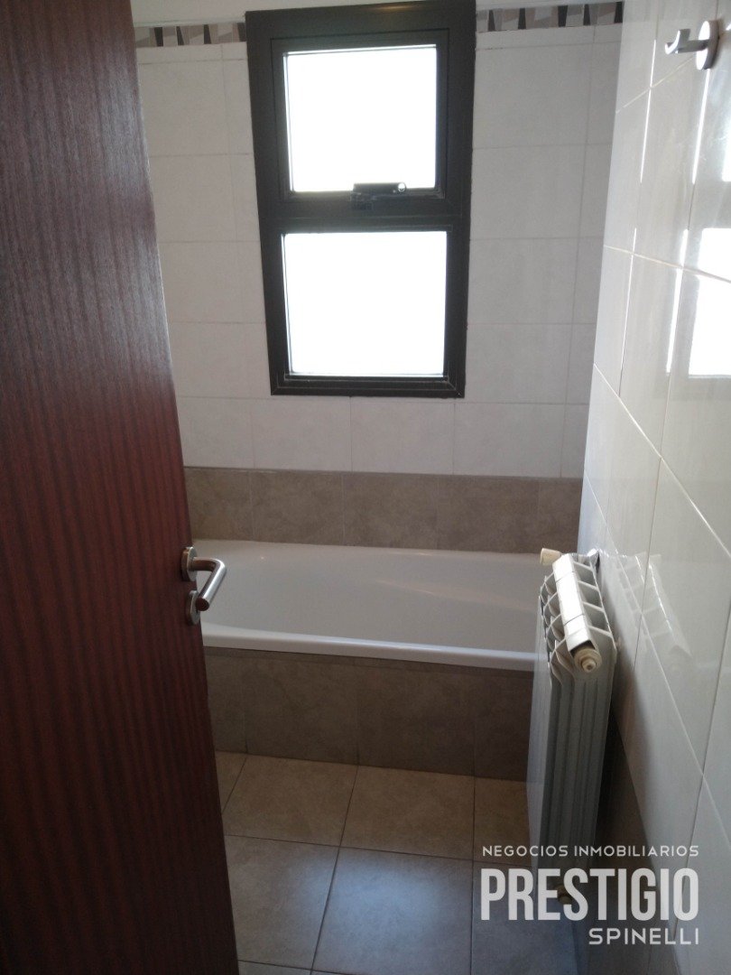 168 Lamadrid, Bahía Blanca, Buenos Aires, 8000, 2 Bedrooms Bedrooms, ,2 BathroomsBathrooms,Departamento,Venta,Lamadrid,1366