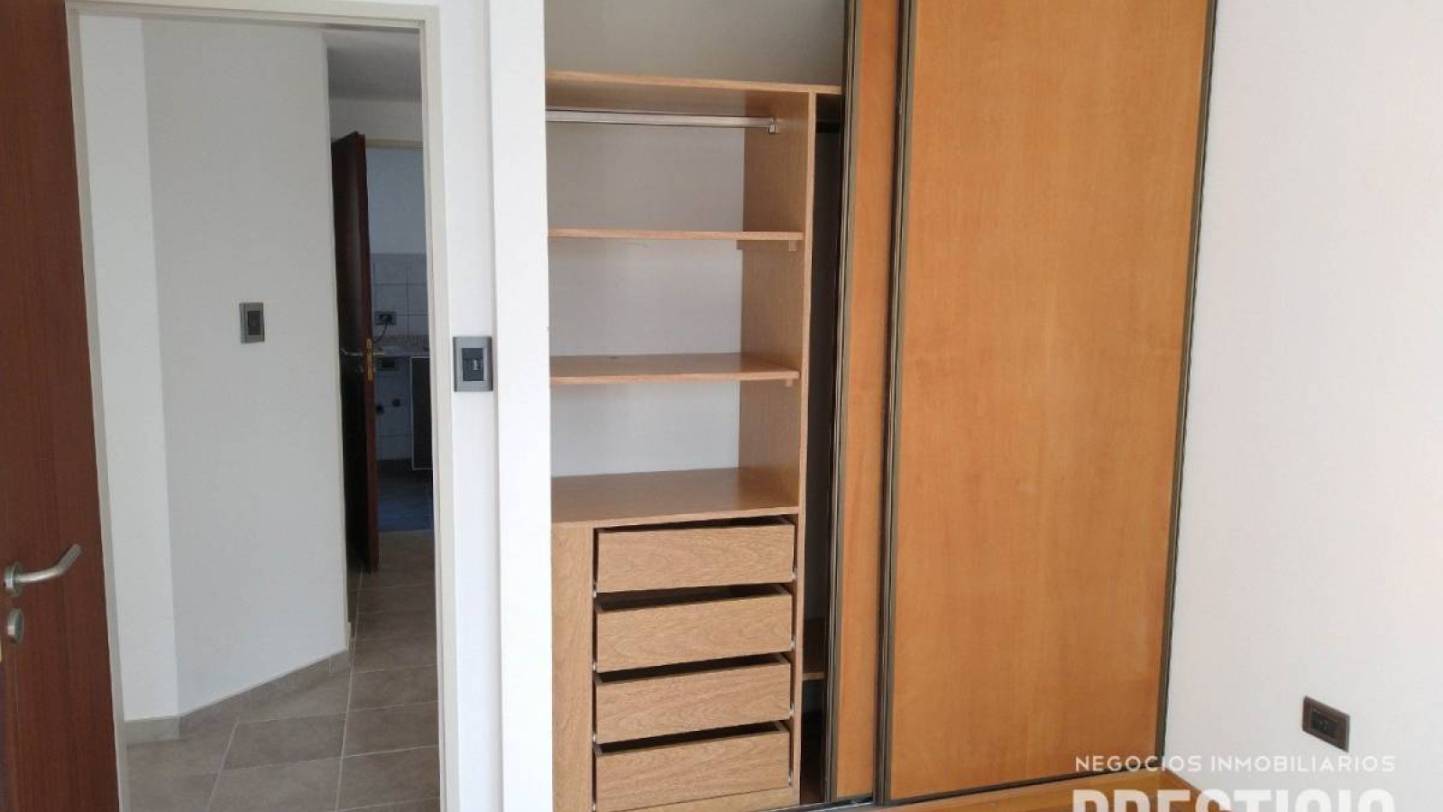 168 Lamadrid, Bahía Blanca, Buenos Aires, 8000, 2 Bedrooms Bedrooms, ,2 BathroomsBathrooms,Departamento,Venta,Lamadrid,1366