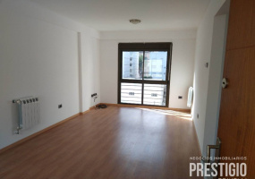 168 Lamadrid, Bahía Blanca, Buenos Aires, 8000, 2 Bedrooms Bedrooms, ,2 BathroomsBathrooms,Departamento,Venta,Lamadrid,1366