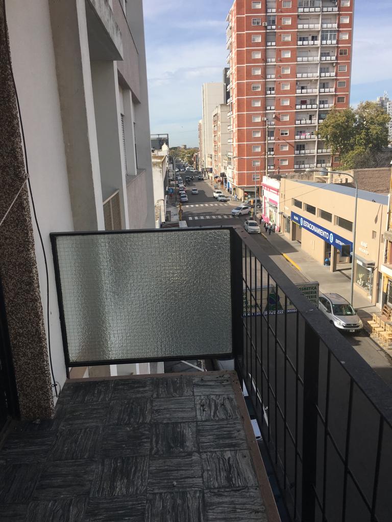 San Martín 442, Buenos Aires 8000, 4 Bedrooms Bedrooms, ,3 BathroomsBathrooms,Departamento,Venta,San Martín ,1449