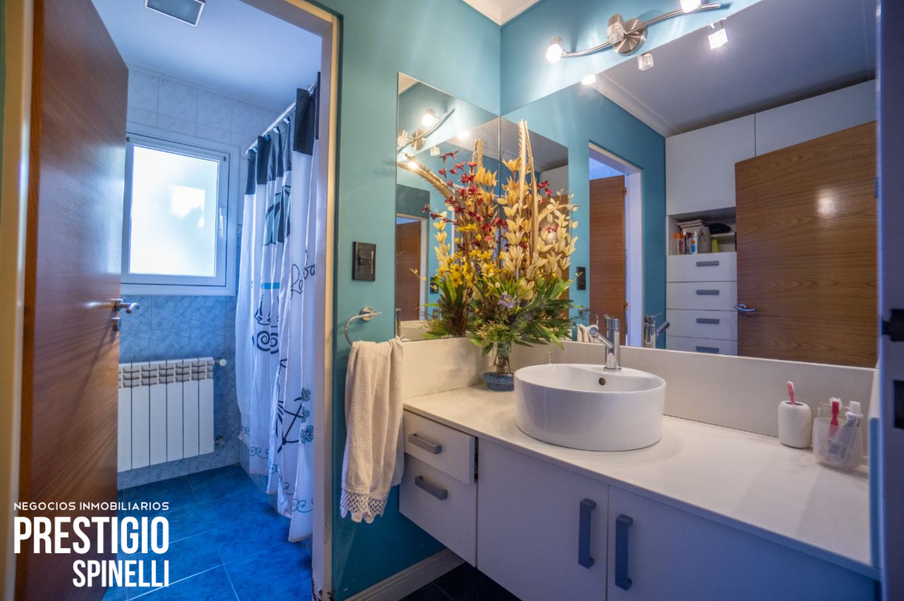 bahia blanca, Buenos Aires 8000, 5 Bedrooms Bedrooms, ,5 BathroomsBathrooms,Casa,Venta,1456