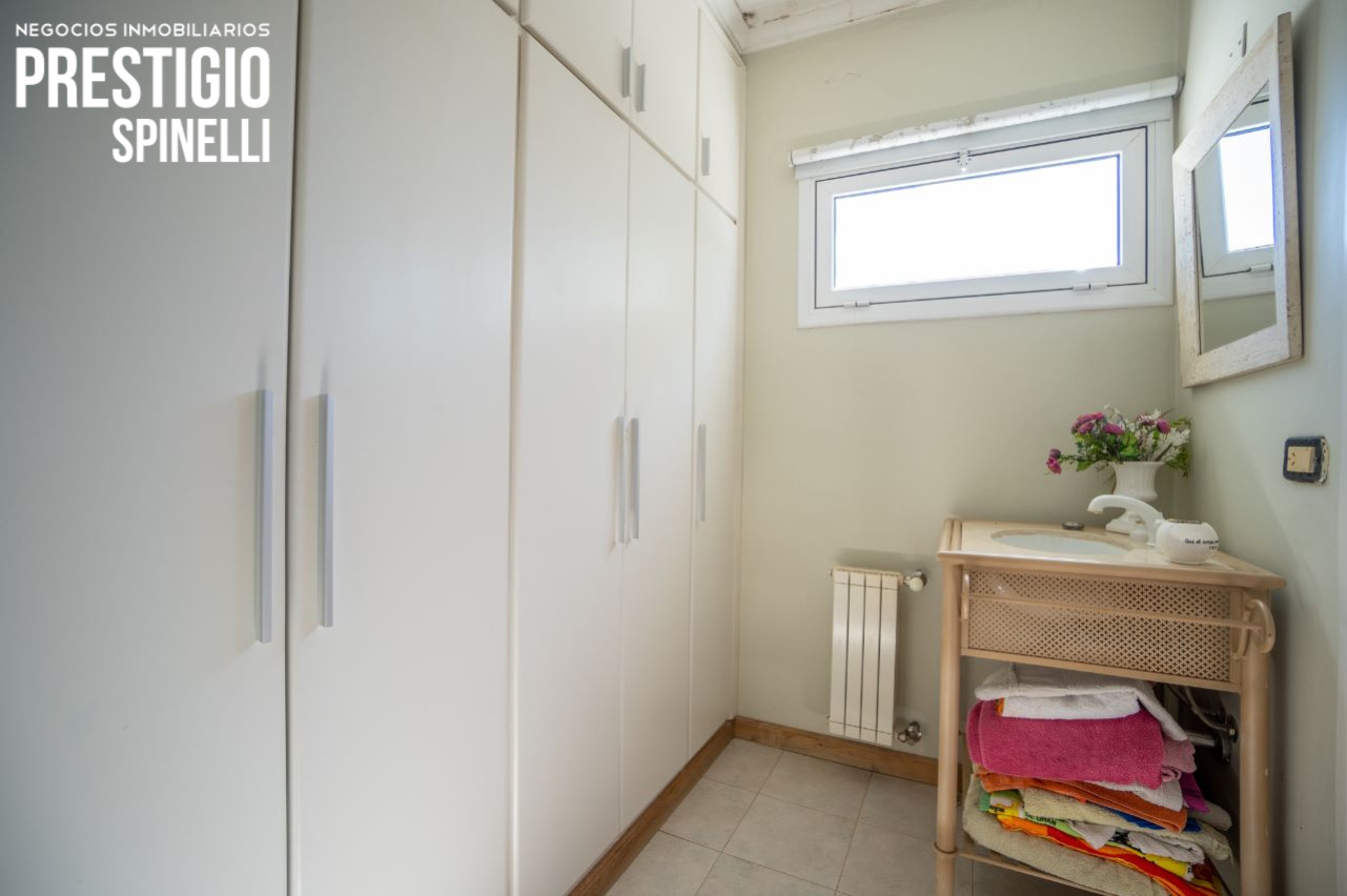 bahia blanca, Buenos Aires 8000, 5 Bedrooms Bedrooms, ,5 BathroomsBathrooms,Casa,Venta,1456