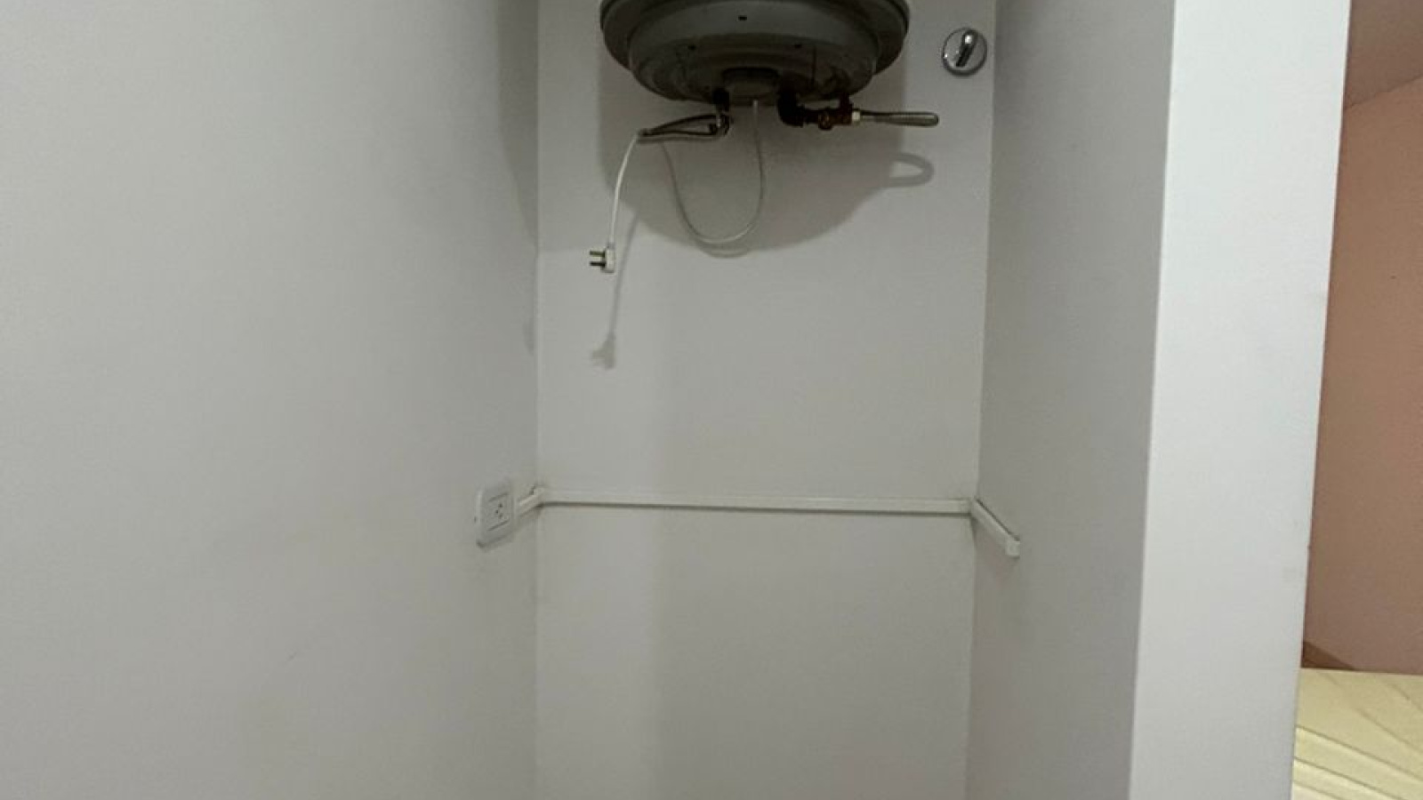 1755 Viamonte, Bahía Blanca, Buenos Aires, 8000, 1 Bedroom Bedrooms, 2 Rooms Rooms,1 BathroomBathrooms,Departamento,Alquiler,Viamonte,0,1463