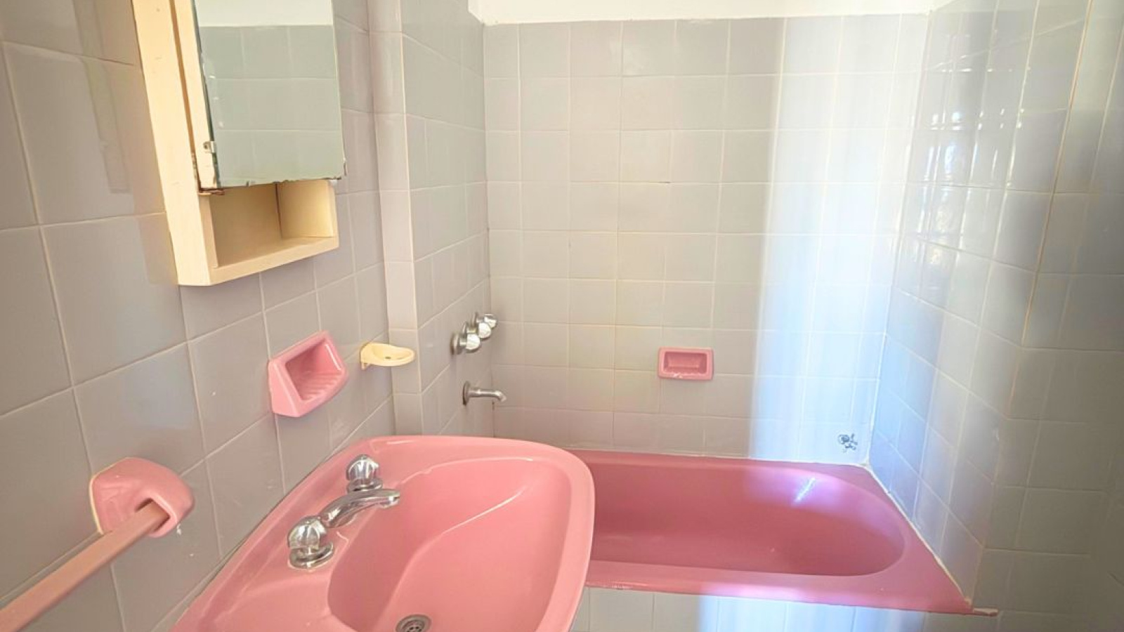 227 Belgrano, Bahía Blanca, Buenos Aires, 8000, 0 , 1 Room Rooms,1 BathroomBathrooms,Departamento,Alquiler,Belgrano,4,1498