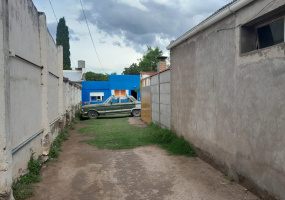 1740 Enrique Julio, Bahía Blanca, Buenos Aires, 8000, 3 Bedrooms Bedrooms, ,1 BathroomBathrooms,Casa,Venta,Enrique Julio,1499