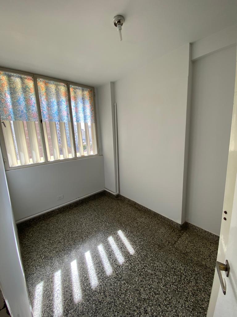 Hipolito Yrigoyen, Buenos Aires 8000, 3 Bedrooms Bedrooms, ,3 BathroomsBathrooms,Departamento,Alquiler,Hipolito Yrigoyen,1536