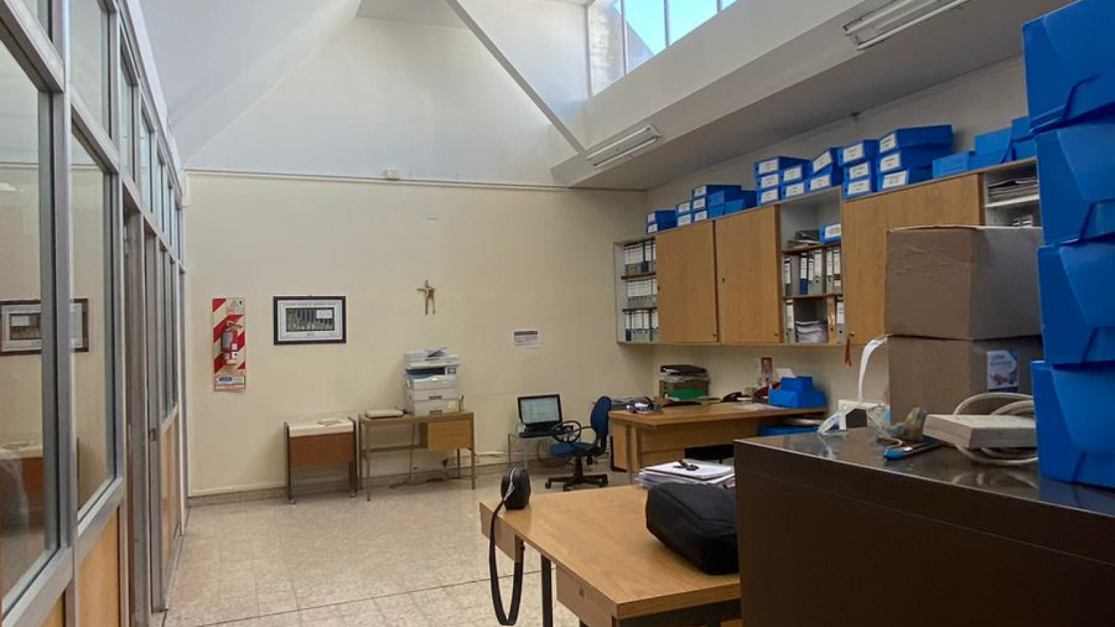 1506 undiano, Bahía Blanca, Buenos Aires, 8000, 14 Rooms Rooms,3 BathroomsBathrooms,Oficina,Alquiler,undiano,1607