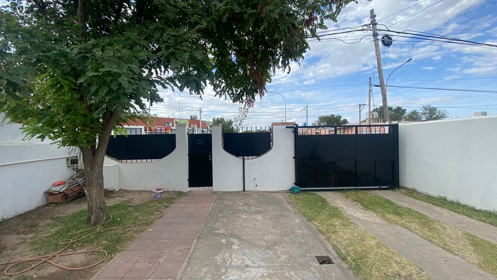 2464 Terrada, Bahía Blanca, Buenos Aires, 8000, 3 Bedrooms Bedrooms, ,2 BathroomsBathrooms,Casa,Venta,Terrada,1651