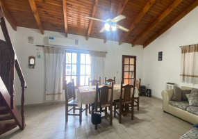 2464 Terrada, Bahía Blanca, Buenos Aires, 8000, 3 Bedrooms Bedrooms, ,2 BathroomsBathrooms,Casa,Venta,Terrada,1651