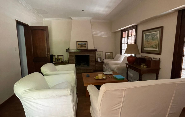 636 Tucuman, Bahía Blanca, Buenos Aires, 8000, 4 Bedrooms Bedrooms, 0 ,2 BathroomsBathrooms,Casa,Alquiler,Tucuman ,0,1674 636 Tucuman, Bahía Blanca, Buenos Aires, 8000, 4 Bedrooms Bedrooms, 0 ,2 BathroomsBathrooms,Casa,Alquiler,Tucuman ,0,1674