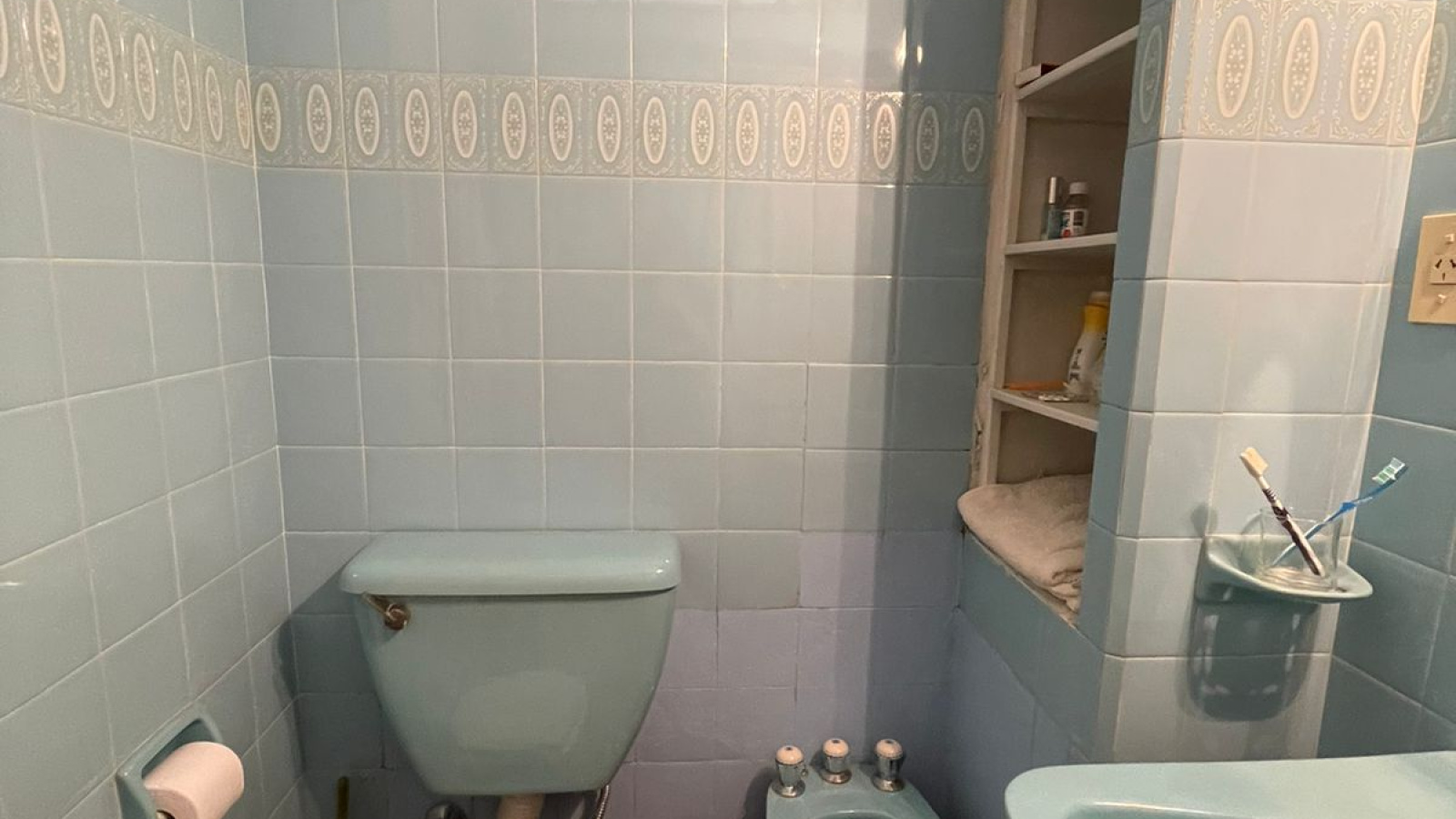 636 Tucuman, Bahía Blanca, Buenos Aires, 8000, 4 Bedrooms Bedrooms, 0 ,2 BathroomsBathrooms,Casa,Alquiler,Tucuman ,0,1674
