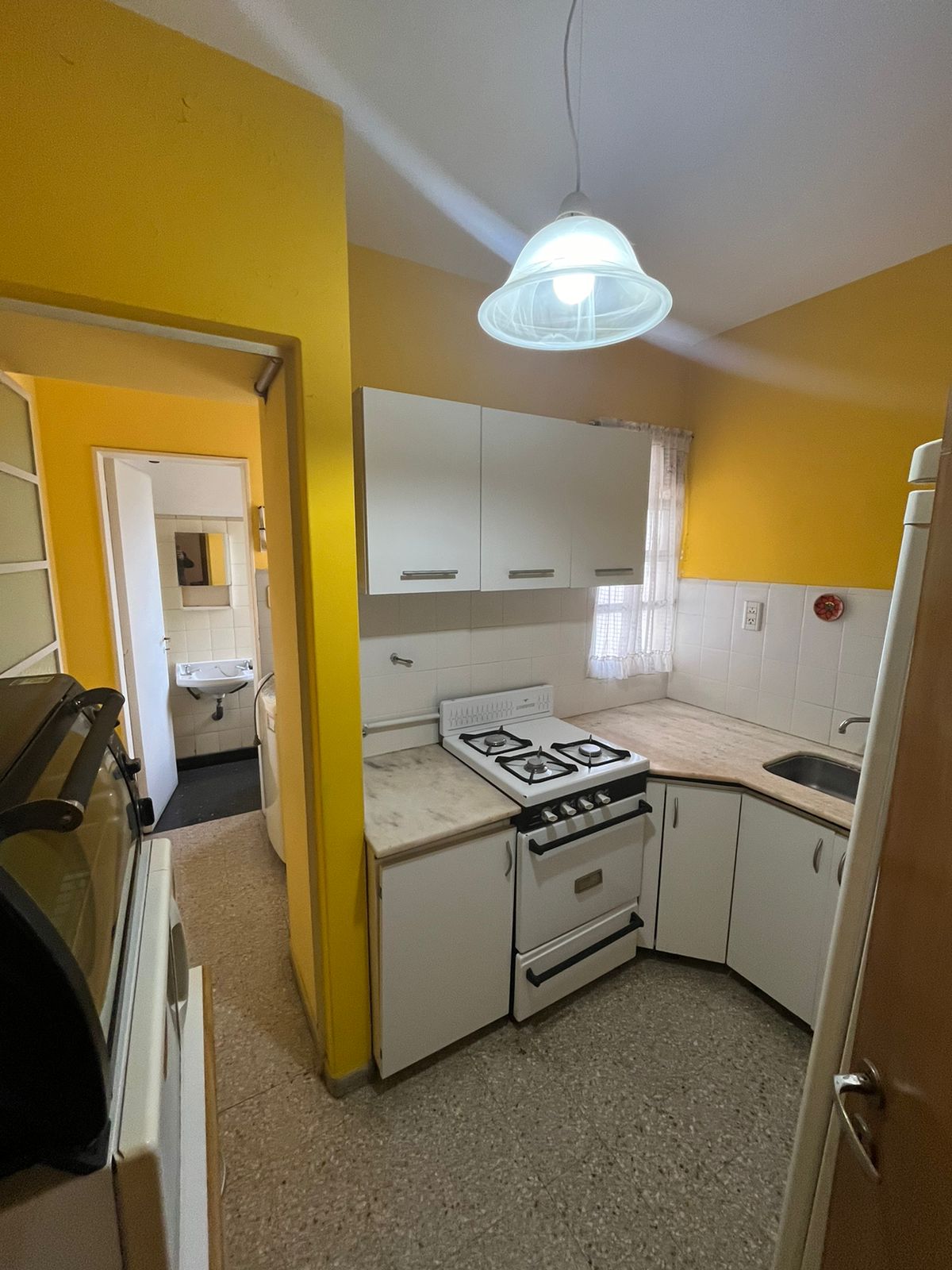 37 11 de Abril, Bahia Blanca, Buenos Aires, 8000, 2 Bedrooms Bedrooms, ,2 BathroomsBathrooms,Departamento,Alquiler,11 de Abril,10,1680
