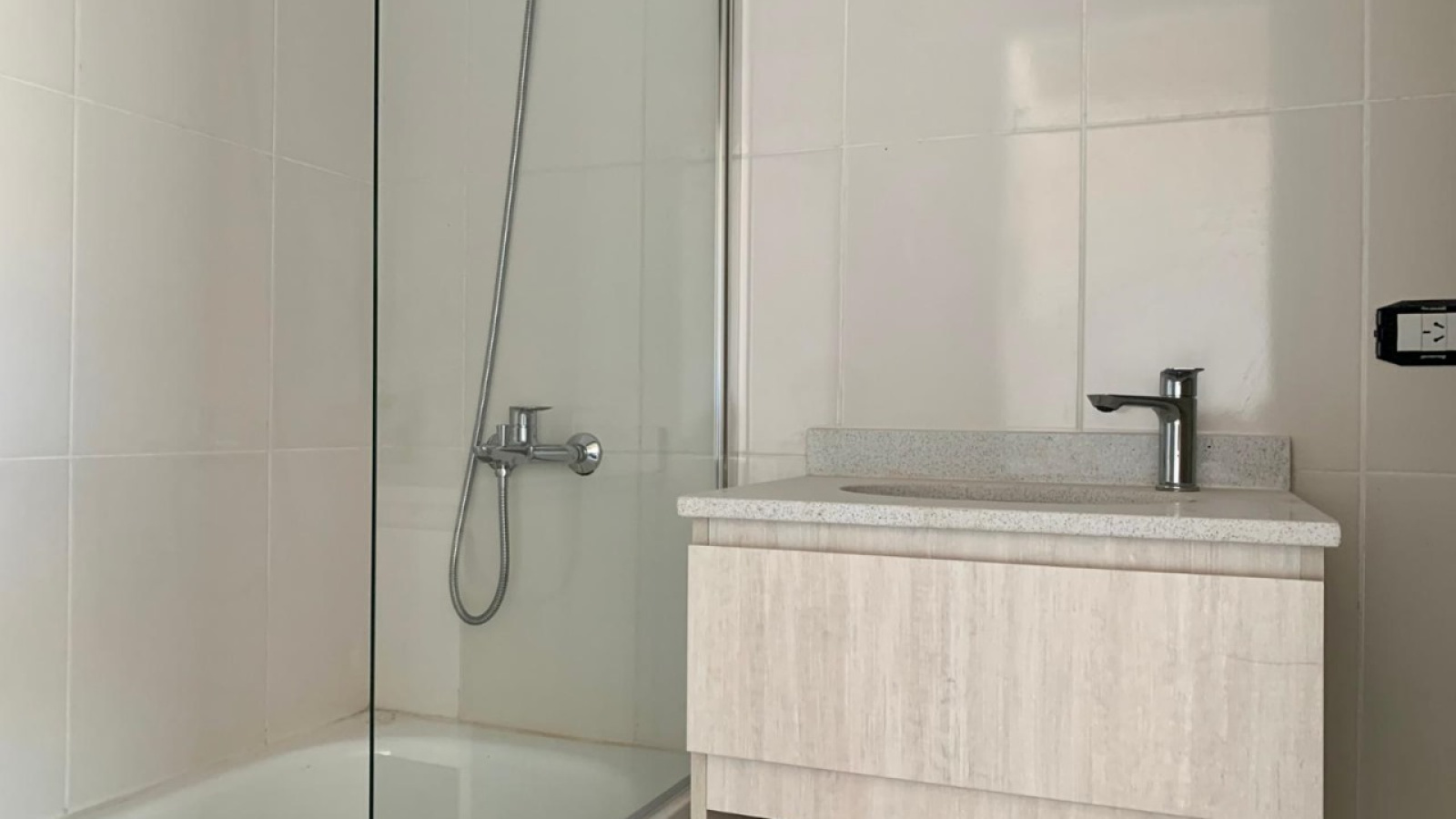 1000 Avenida Costanera, Monte Hermoso, Buenos Aires, 1 Bedroom Bedrooms, ,1 BathroomBathrooms,Departamento,Venta,Avenida Costanera,1768
