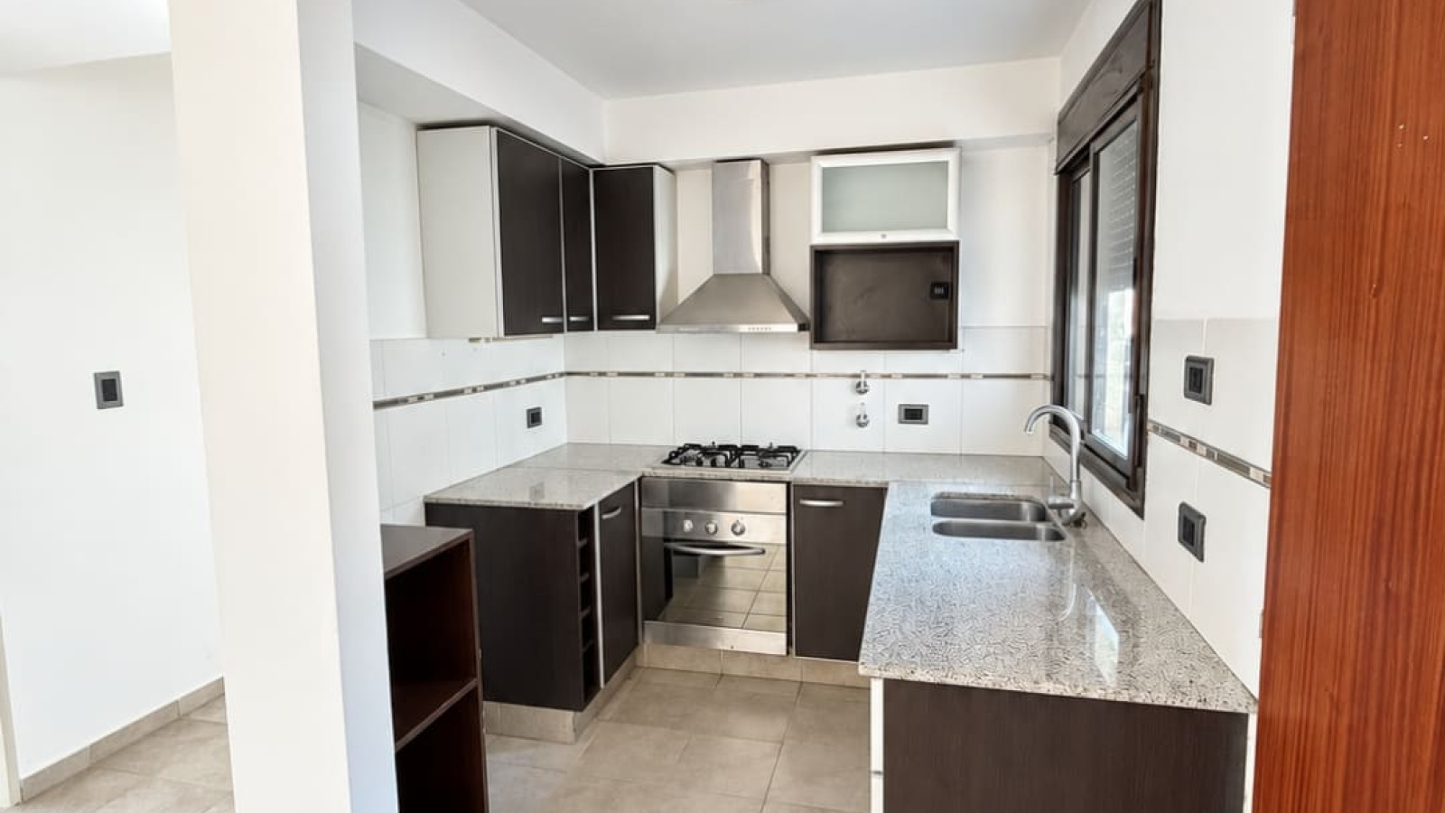 168 Lamadrid, Bahia Blanca, Buenos Aires, 8000, 2 Bedrooms Bedrooms, 0 ,2 BathroomsBathrooms,Departamento,Venta,Lamadrid,0,1774