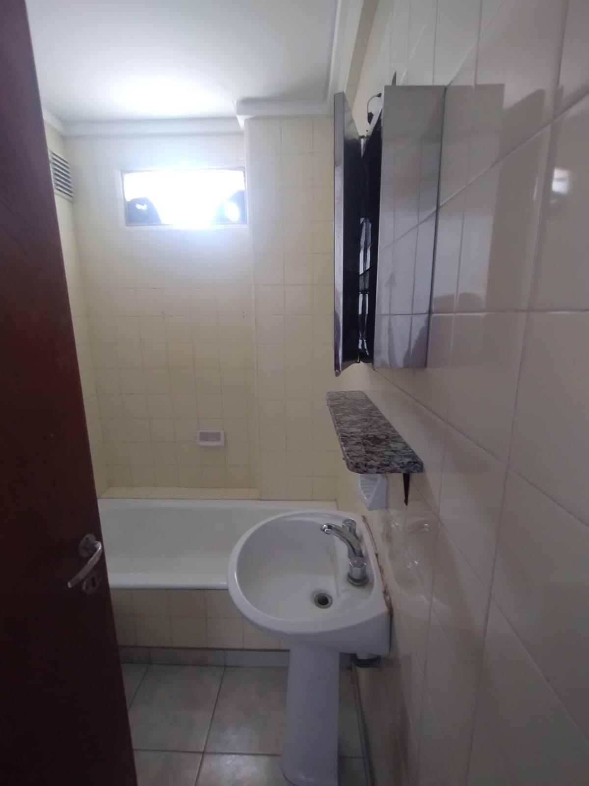 225 Lavalle, BAHIA BLANCA, Buenos Aires, 8000, 2 Bedrooms Bedrooms, 0 ,1 BathroomBathrooms,Departamento,Alquiler,Lavalle ,0,1813