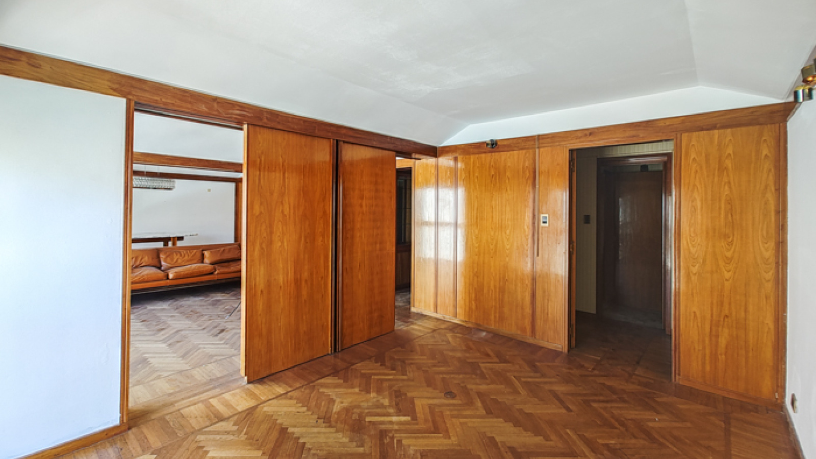 196 Sarmiento, Bahia Blanca, Buenos Aires, 8000, 4 Bedrooms Bedrooms, ,3 BathroomsBathrooms,Departamento,Venta,Sarmiento,5,1814