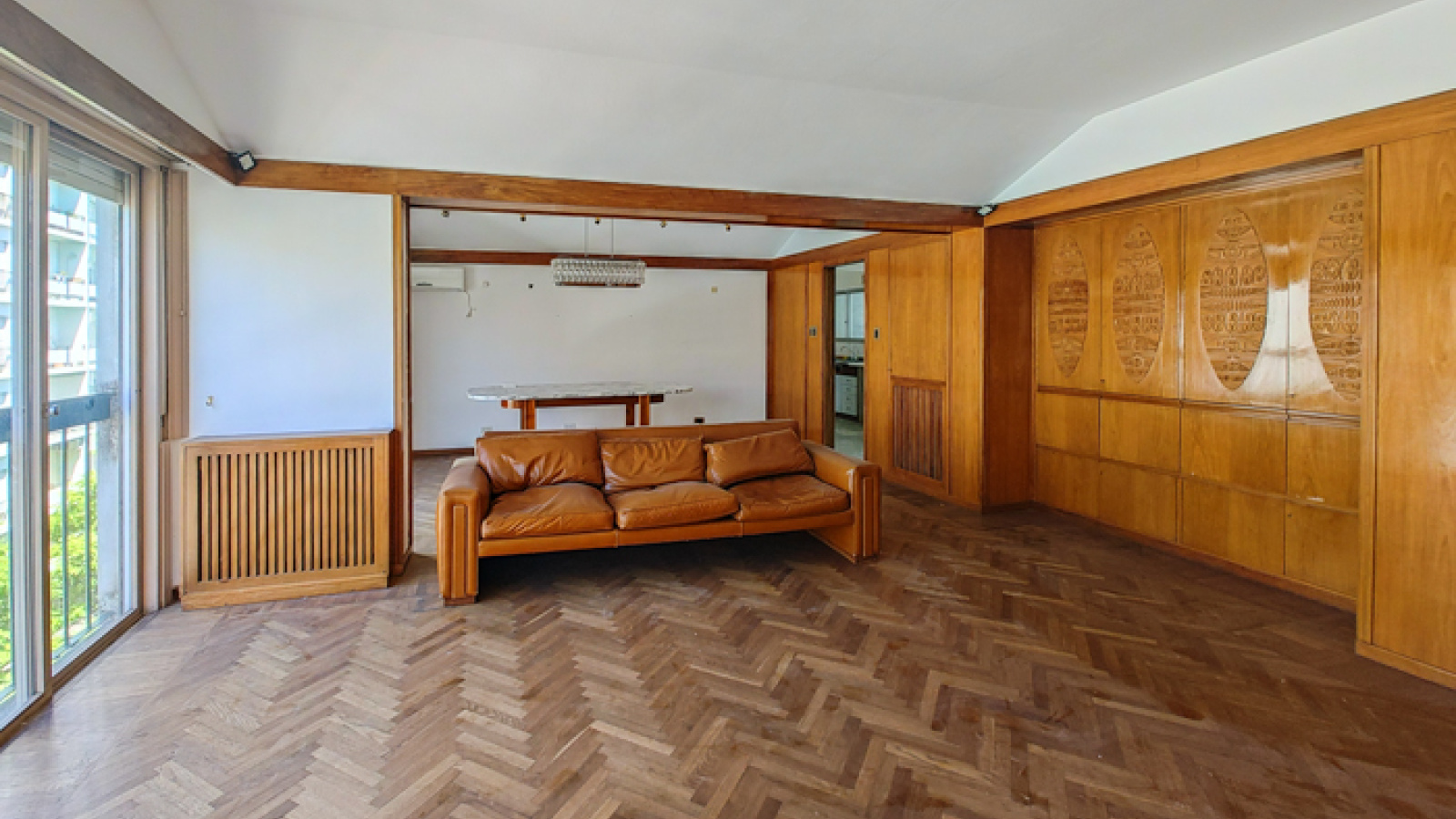 196 Sarmiento, Bahia Blanca, Buenos Aires, 8000, 4 Bedrooms Bedrooms, ,3 BathroomsBathrooms,Departamento,Venta,Sarmiento,5,1814