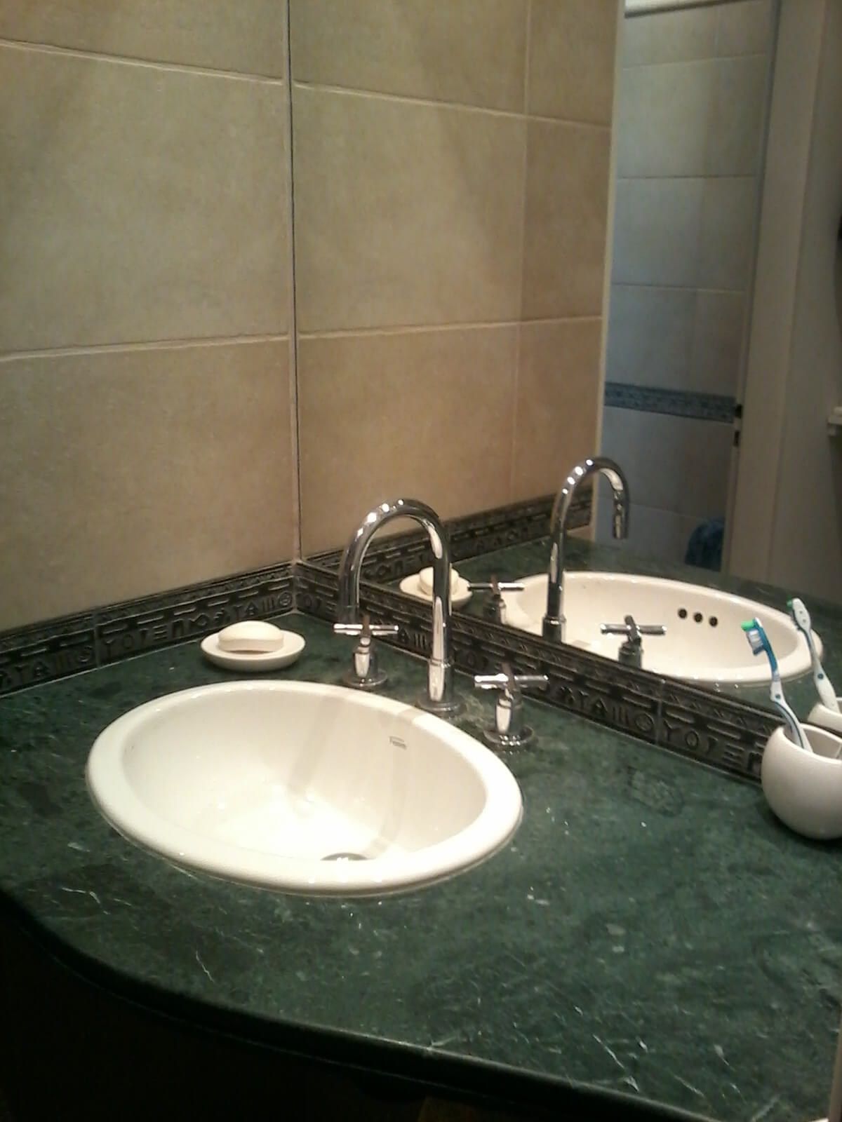 2200 Los Gorriones, Bahía Blanca, Buenos Aires, 8000, 4 Bedrooms Bedrooms, ,3 BathroomsBathrooms,Casa,Venta,Los Gorriones ,1825