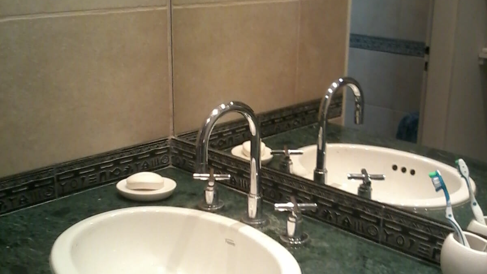 2200 Los Gorriones, Bahía Blanca, Buenos Aires, 8000, 4 Bedrooms Bedrooms, ,3 BathroomsBathrooms,Casa,Venta,Los Gorriones ,1825
