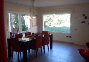 2200 Los Gorriones, Bahía Blanca, Buenos Aires, 8000, 4 Bedrooms Bedrooms, ,3 BathroomsBathrooms,Casa,Venta,Los Gorriones ,1825