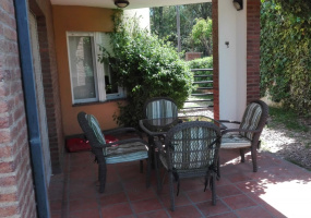 2200 Los Gorriones, Bahía Blanca, Buenos Aires, 8000, 4 Bedrooms Bedrooms, ,3 BathroomsBathrooms,Casa,Venta,Los Gorriones ,1825