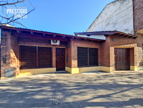 1240 Zapiola, Bahia Blanca, Buenos Aires, 8000, 2 Bedrooms Bedrooms, ,1 BathroomBathrooms,Casa,Venta,Zapiola,1838