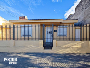 1347 Zapiola, Bahia Blanca, Buenos Aires, 8000, 2 Bedrooms Bedrooms, ,1 BathroomBathrooms,Casa,Venta,Zapiola,1839